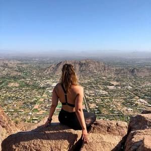 Meet your Posher, Ana